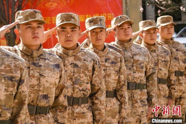 西藏拉萨警备区：役前教育训练加钢淬火助力新兵迈好军旅第一步