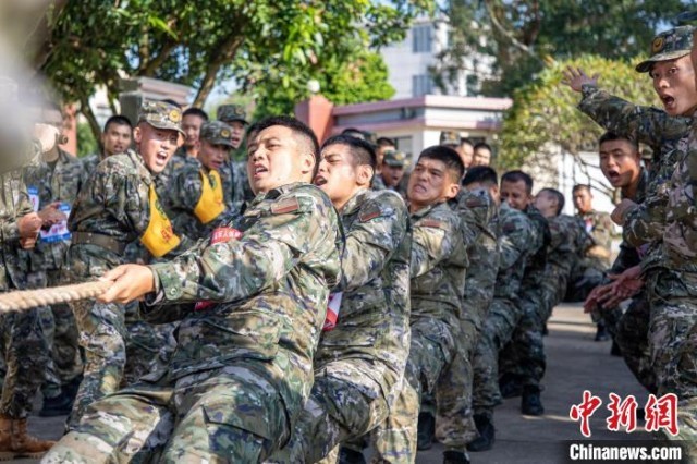 Agzy 武警广西北海支队:军事体育运动会点燃秋季“高温”_爱国主义_中国青年网